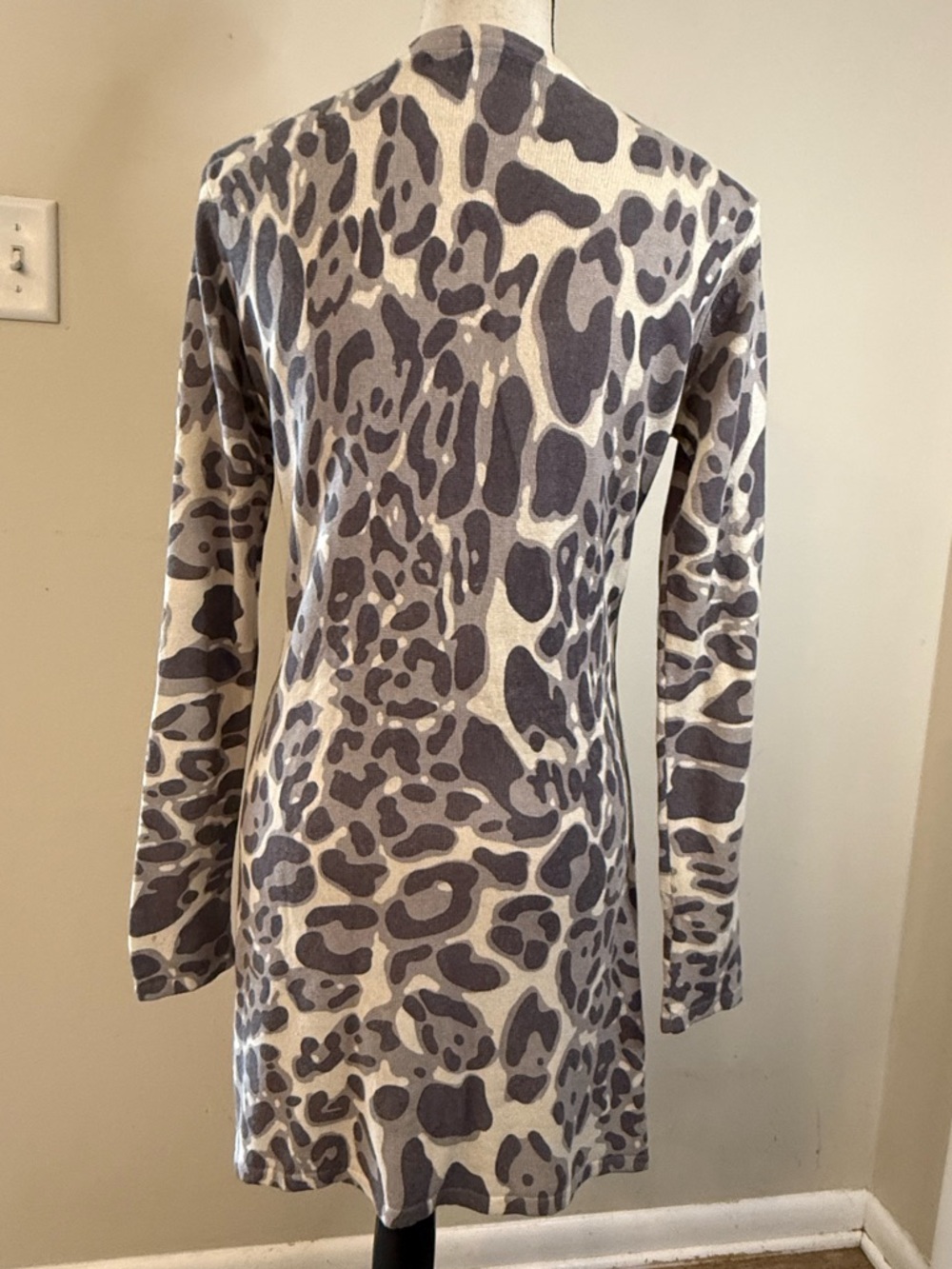 Cyrus silk cashmere leopard print midi sweater dress SZ SM - Picture 4 of 13